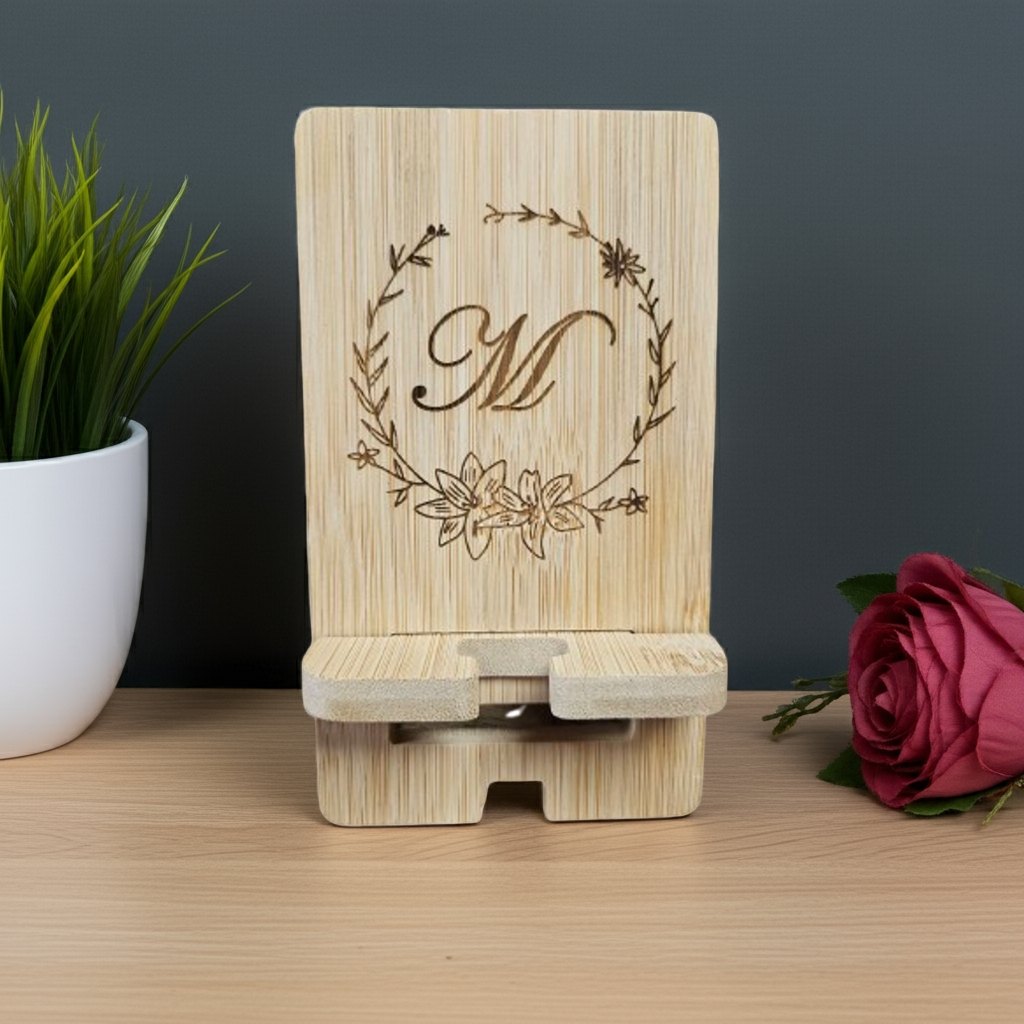 Bamboe Telefoonhouder – Te personaliseren met eigen letter